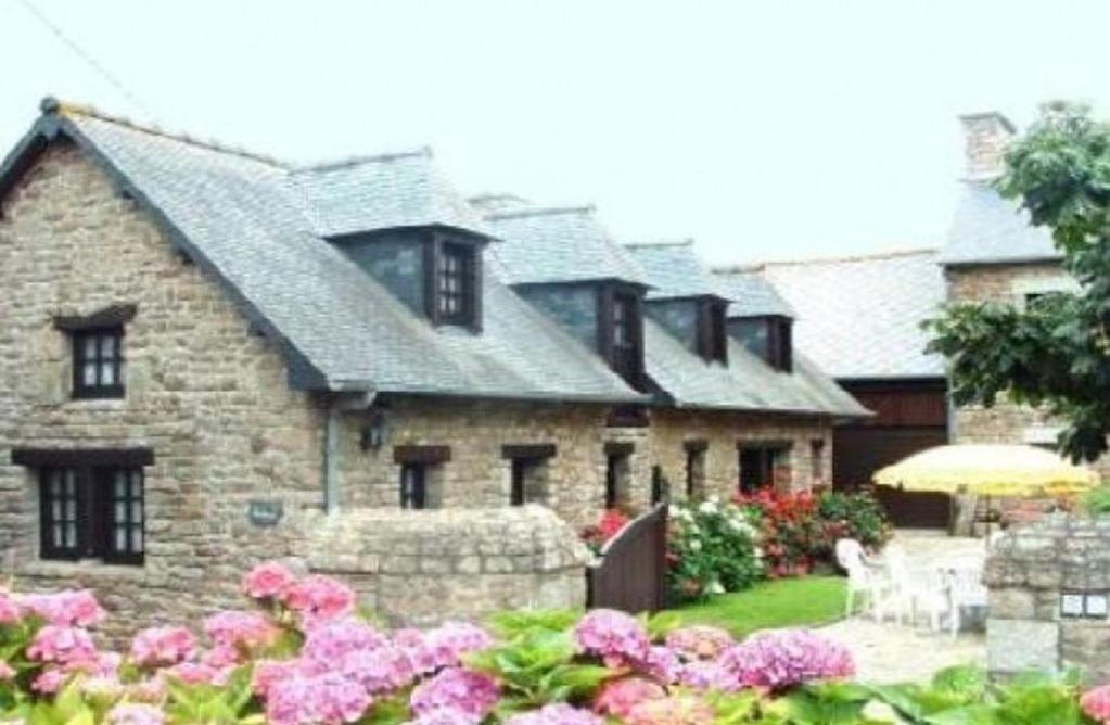 Gite De Kerberso Plehedel Exterior photo