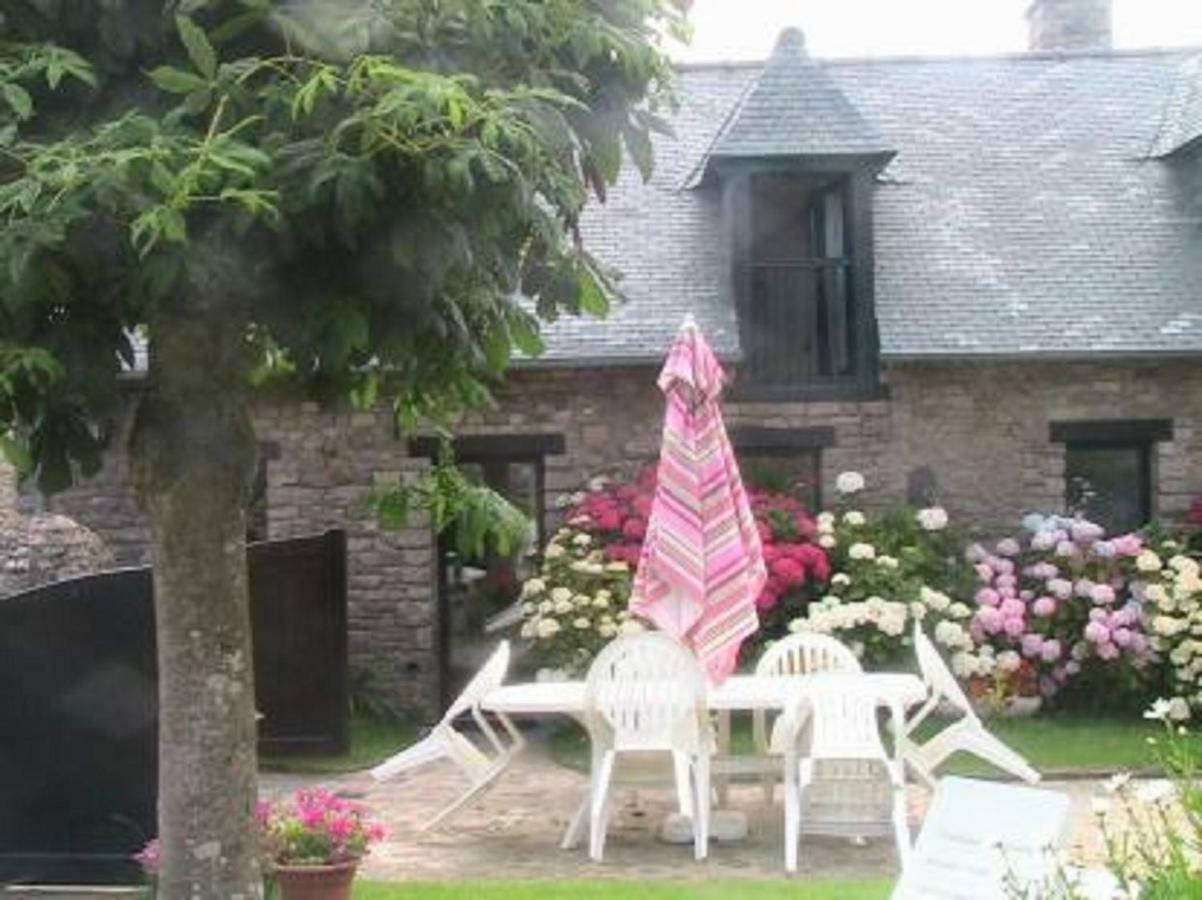 Gite De Kerberso Plehedel Exterior photo